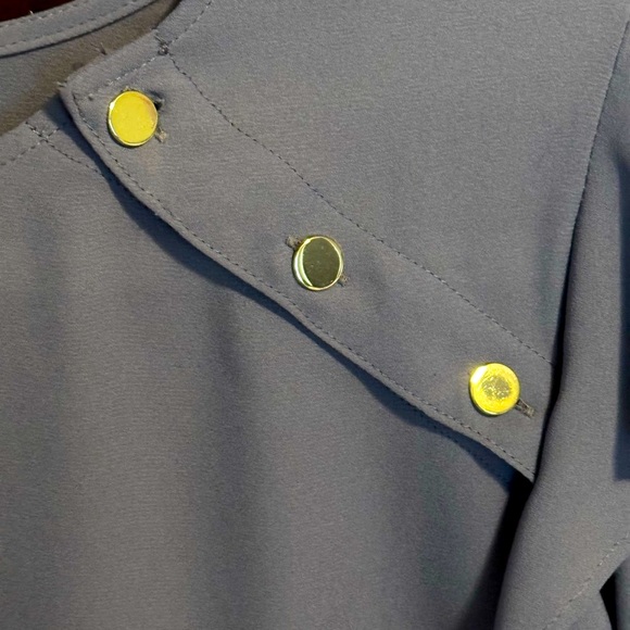 LOFT Lavender Gray Ruffle Blouse SZ M - Picture 3 of 3